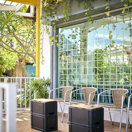 Sleepy Nomad Guesthouse Malacca Exterior foto